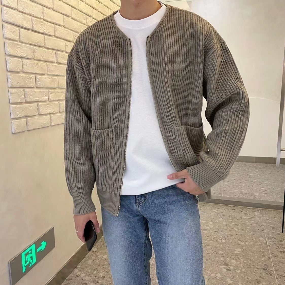 Premium Herren Zip-Up Cardigan - Funnel Neck Strickpullover